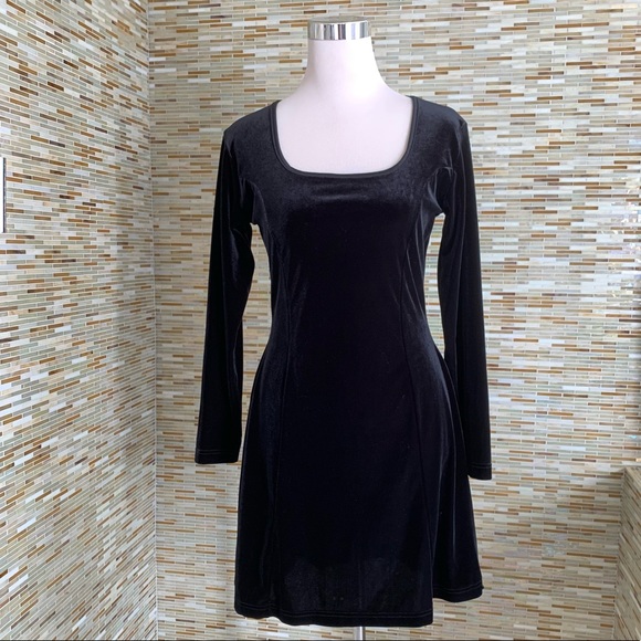 Vintage Dresses & Skirts - Vintage Hennes Collection Black Velvet Dress 36